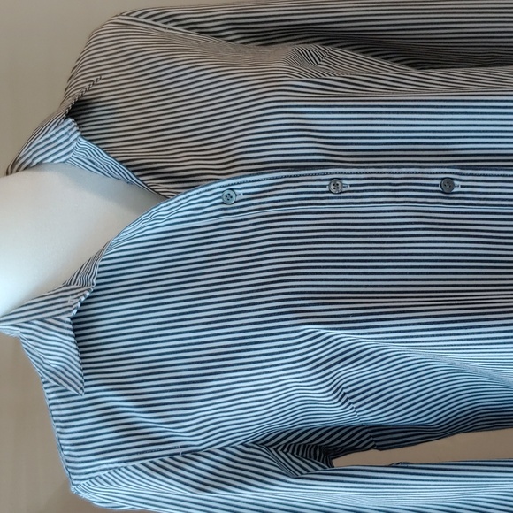 J.Crew Perfect Black and White Striped Button Shirt Women's Medium - Picture 15 of 17